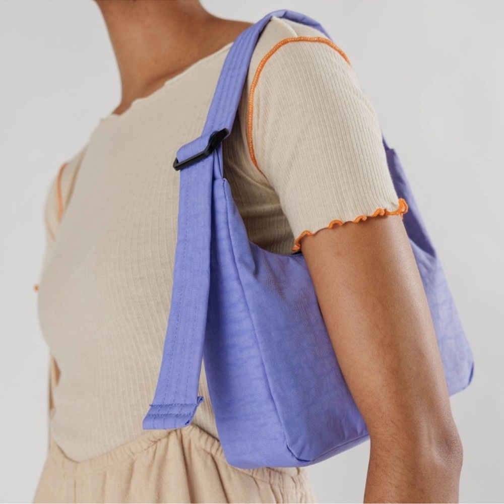 BAGGU Mini Nylon Shoulder Bag - Picture 4 of 4